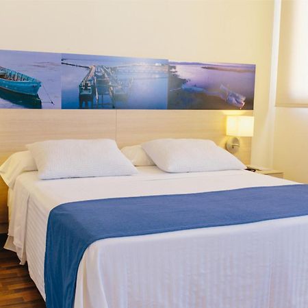 Hotel L'Algadir Del Delta Ел Побленоу дел Делта Стая снимка