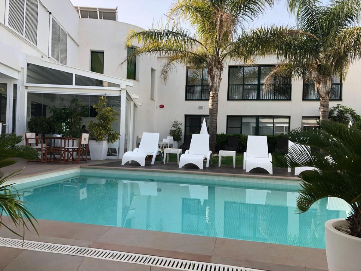 Hotel L'Algadir Del Delta Ел Побленоу дел Делта Екстериор снимка